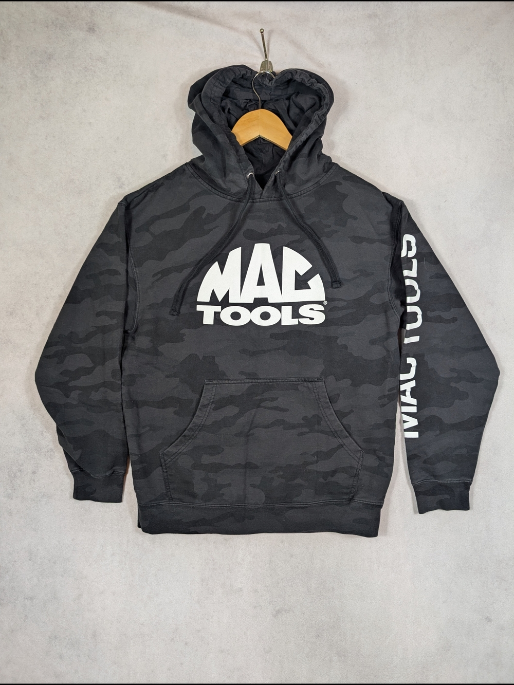 Mac Tools Hoodie Mens Size Medium Black Camo Graphic Pullover